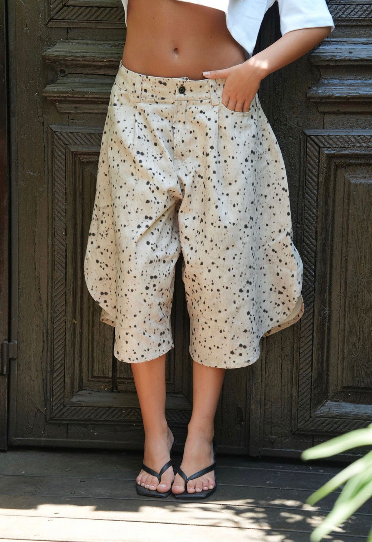 Sculpted Fleck Bermuda