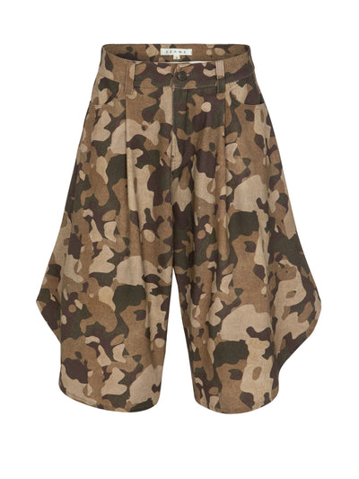 Sculpted Camo Bermuda